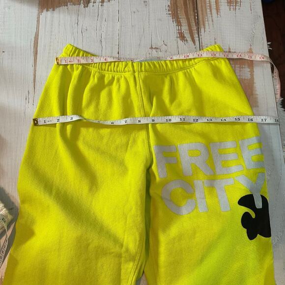 FREECITY 3/4 Cotton Sweatpants Jogger Glow Yellow Size Small - Picture 8 of 9